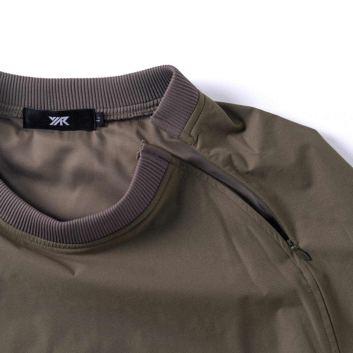 Round Shell Pullover