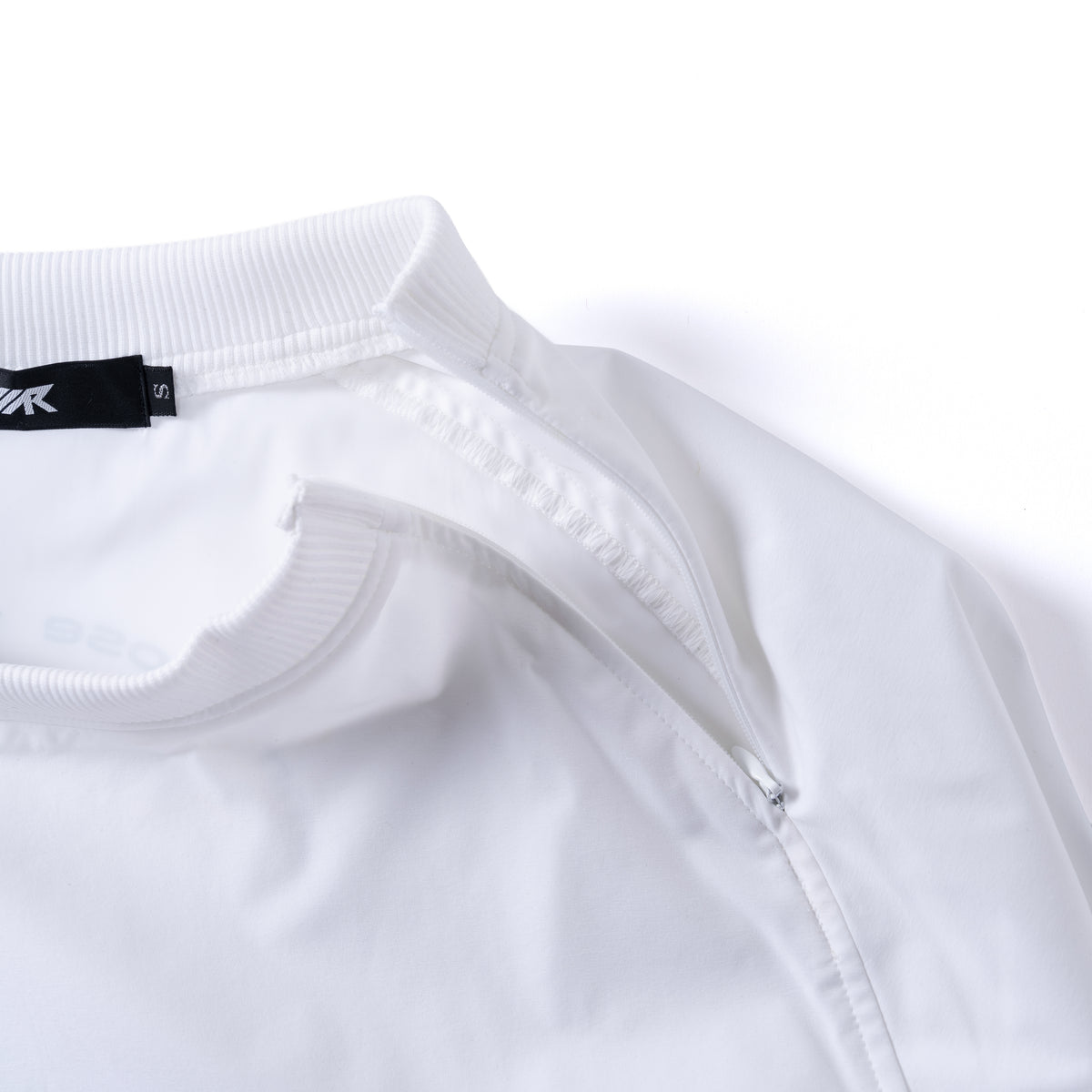 Round Shell Pullover