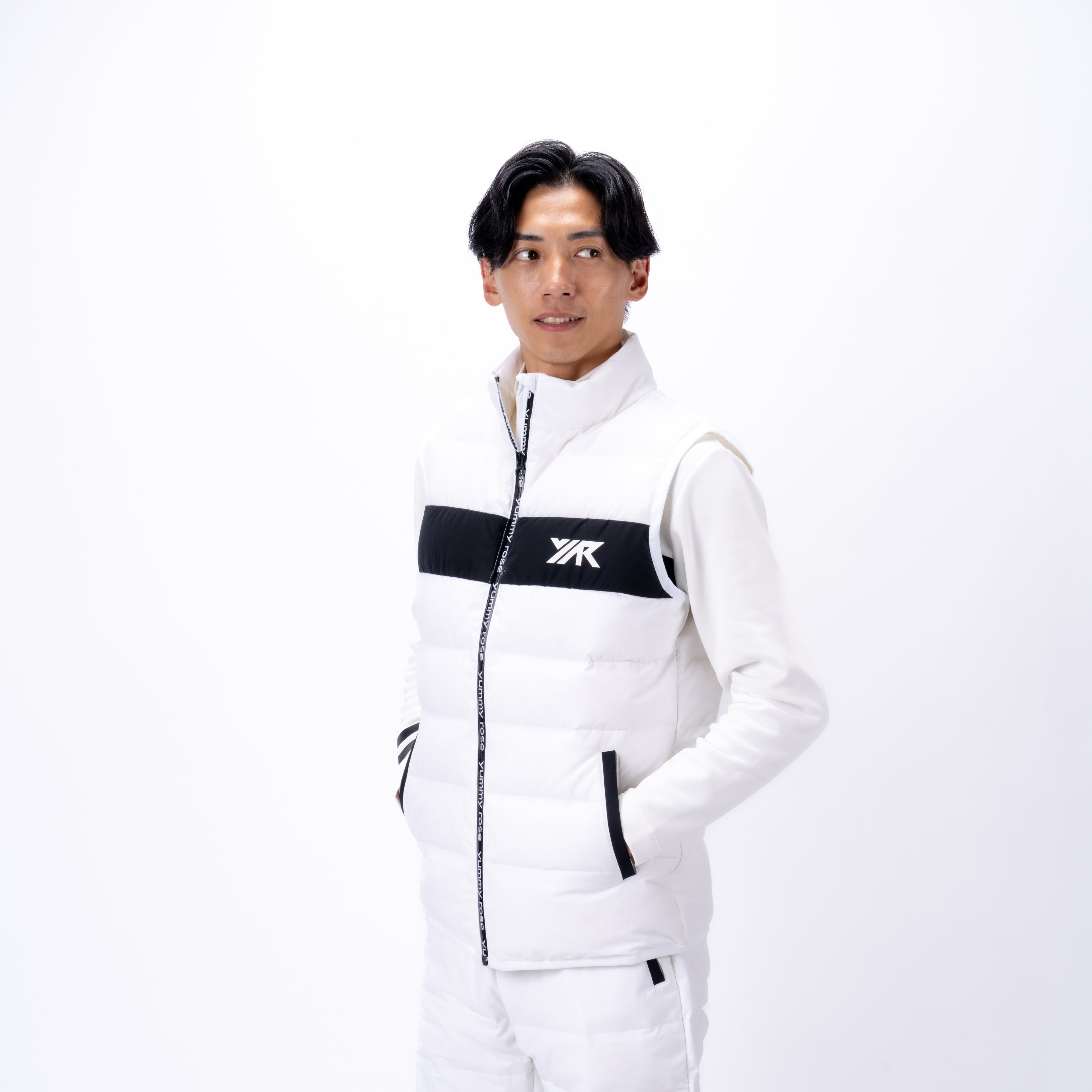 yR  Down Vest