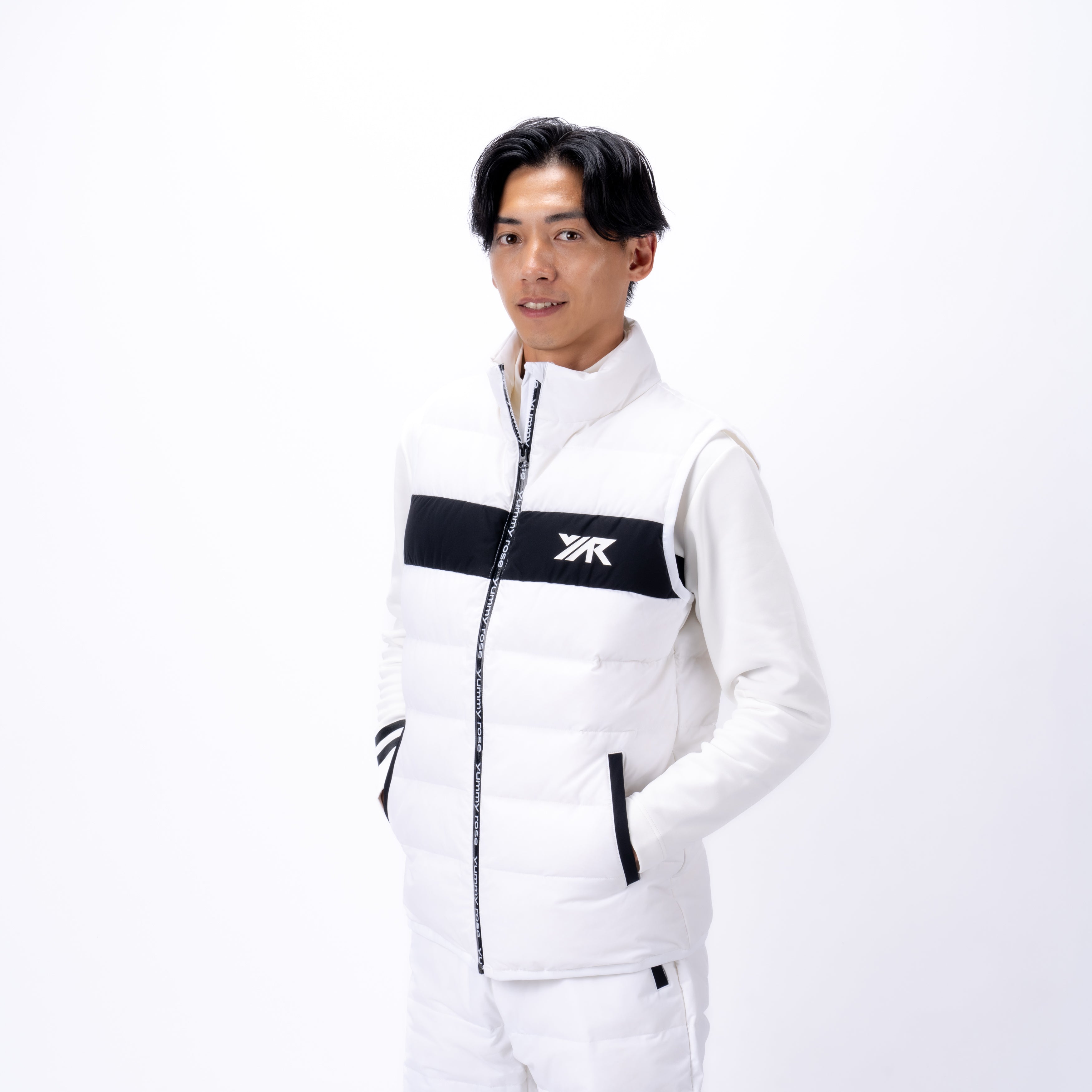 yR  Down Vest