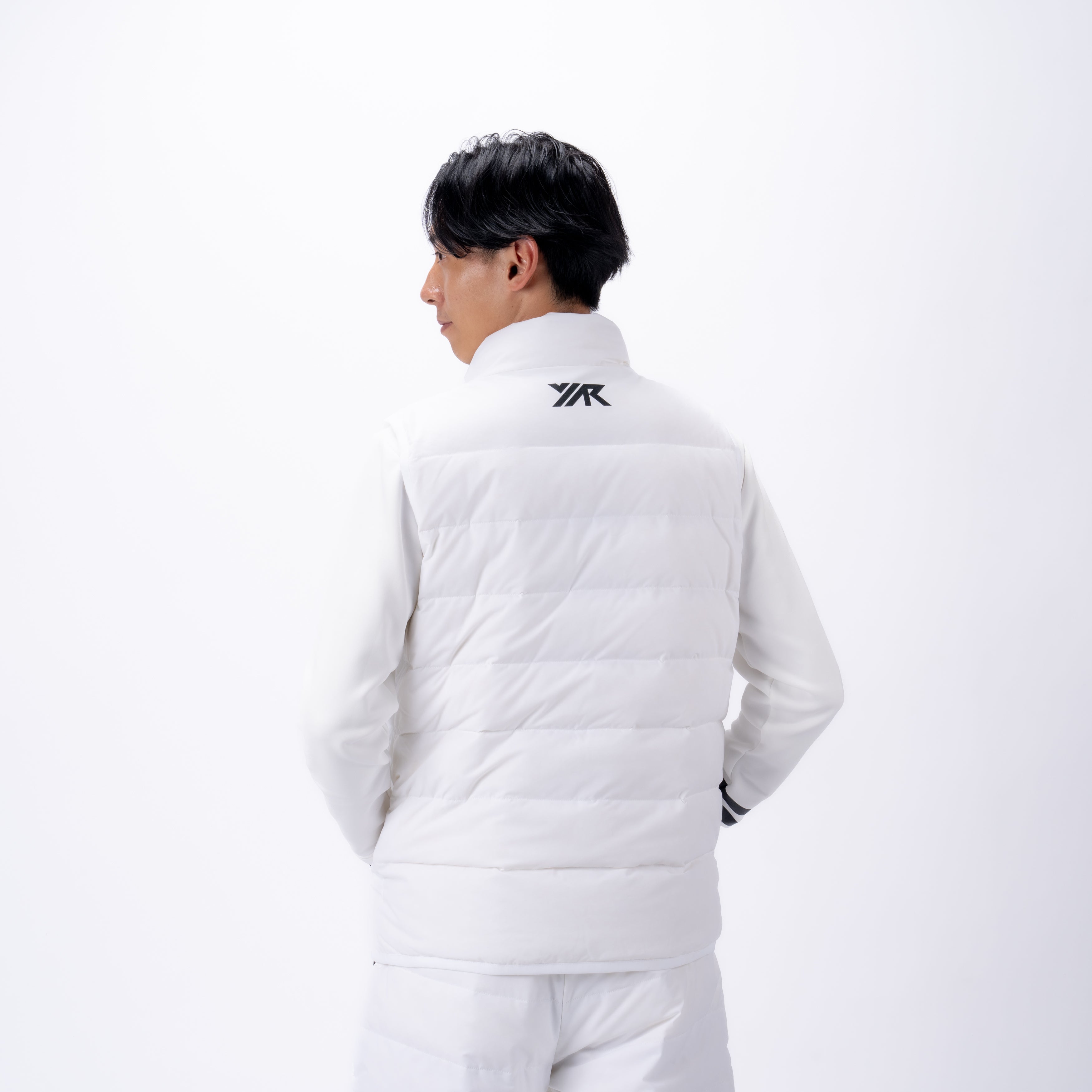 yR  Down Vest