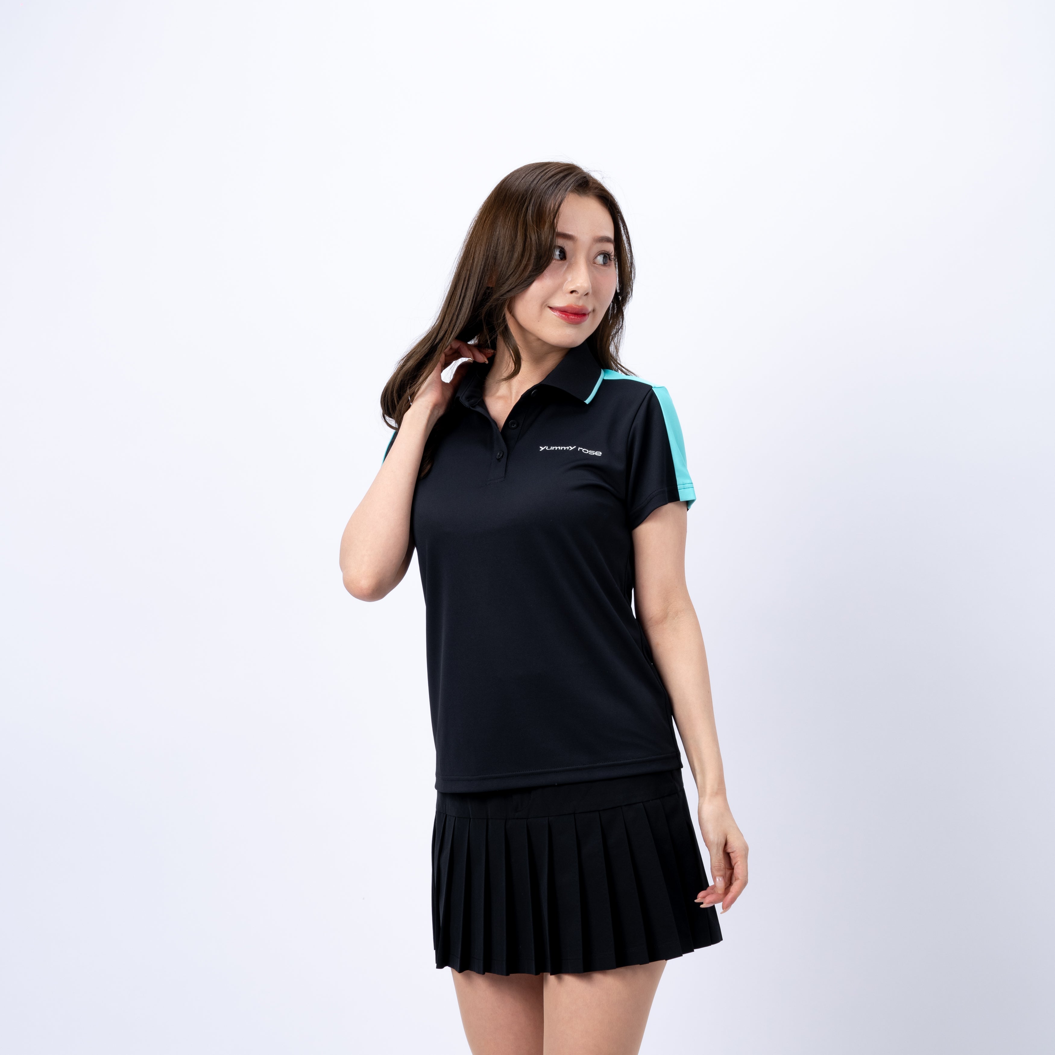 L Essntial Polo